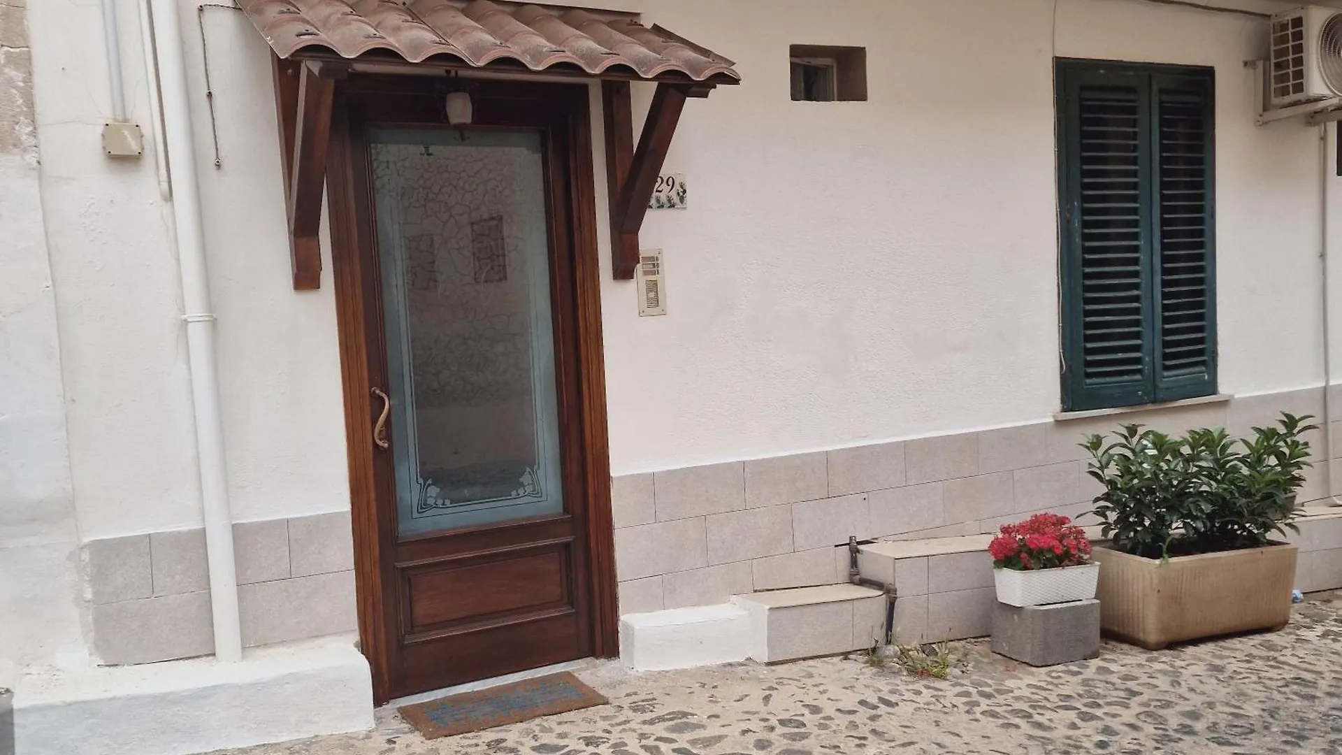 Casa Geloso Isola di Ustica 0*,
